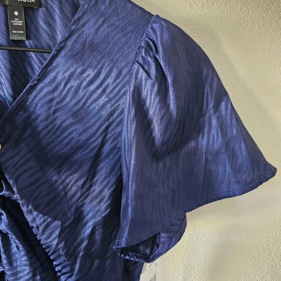 NWT Aqua Navy Zebra Print Tie Top - Picture 5 of 9